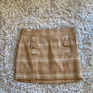 Adorable cozy plaid pencil skirt